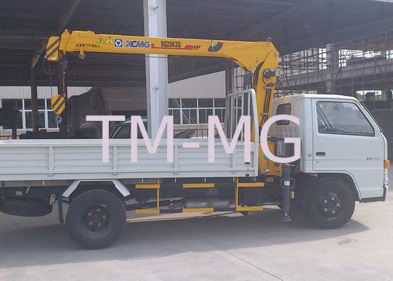 4,2 il camion dell'asta del trasporto del peso da 2,1 tonnellate di T.M ha montato la gru